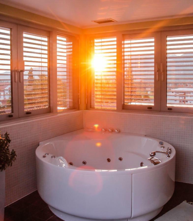 Hotel Veter Руше Экстерьер фото