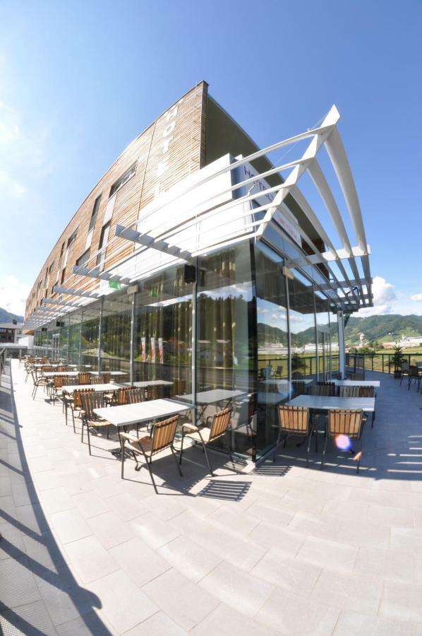Hotel Veter Руше Экстерьер фото